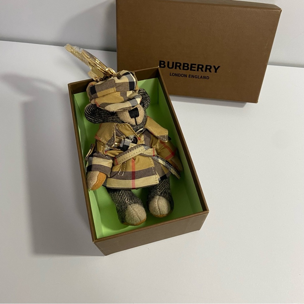 Check Pattern Teddy Bear Key Holder - Picture 6 of 6